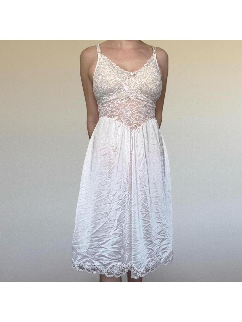 Vintage light pink lace slip dress Sz. xs/s